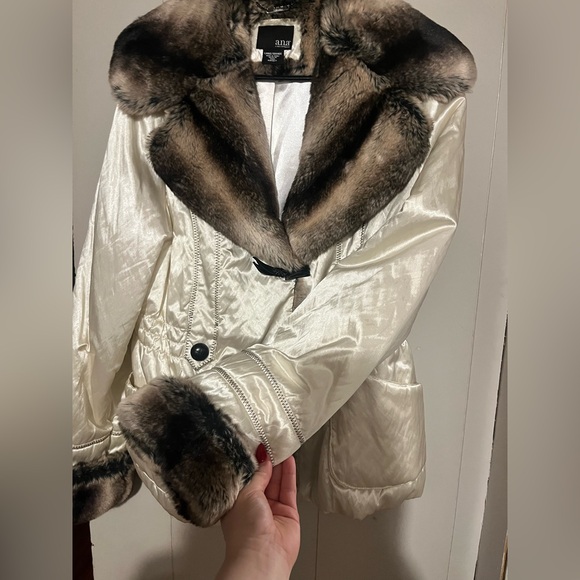 a.n.a Cream Jacket with Brown Faux Fur Trim - Picture 6 of 10